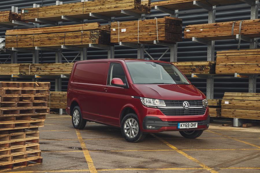  Volkswagen Transporter Van (T6.1) 2020 года  (UK) (фото 14 из 32)